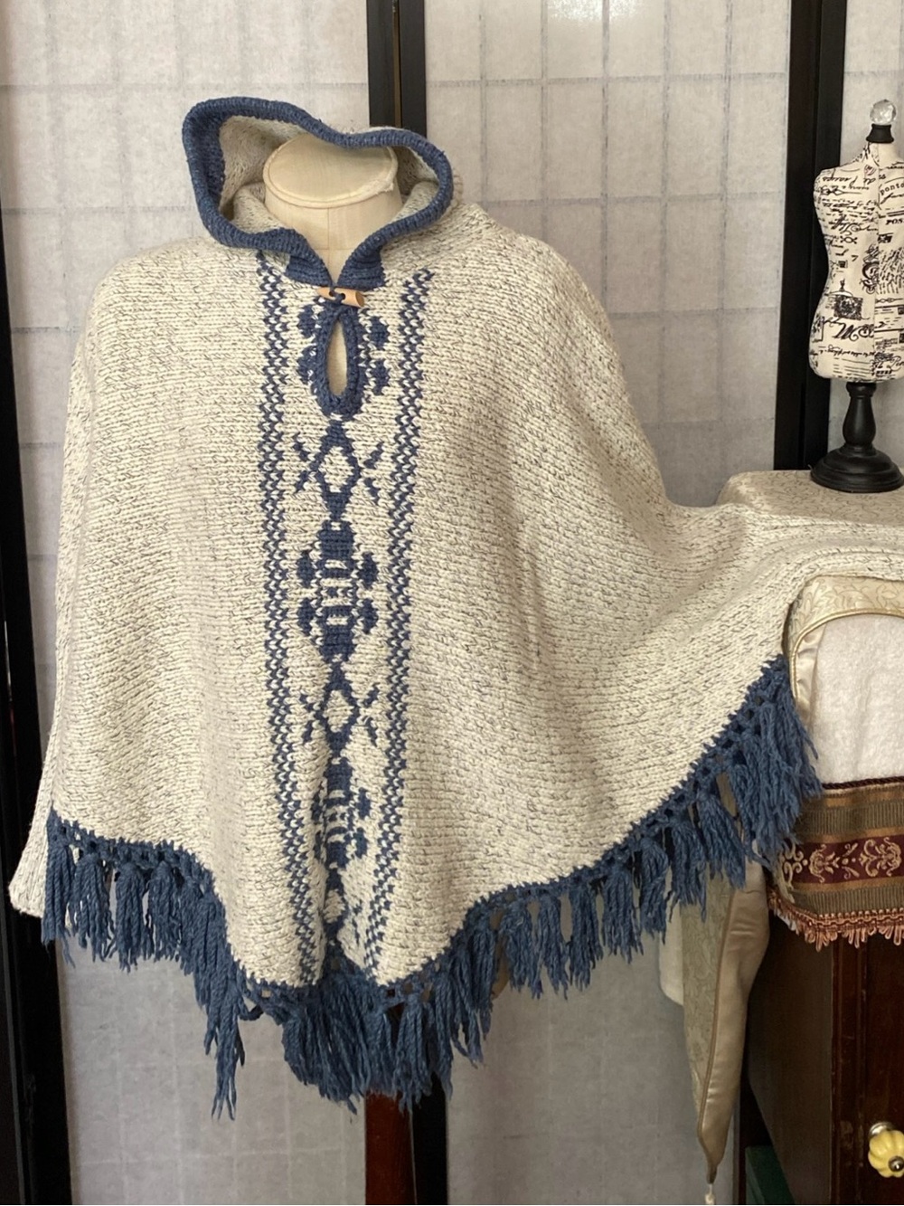 VTG 100% Wool Artisan Made Poncho Sweater Pullover MI Portugal